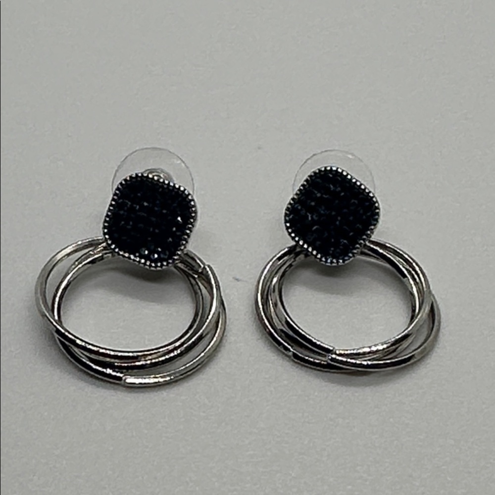 STUNNING Navy Blue Crystal Silver Dangle Hoop Earrings | Statement Jewelry | NWT - Picture 12 of 16